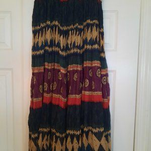 Ladies Multi-colored pleated long skirt with drawstring waist